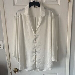 Free People Intimately Women’s large Oversized Button Shirt Ivory satin.